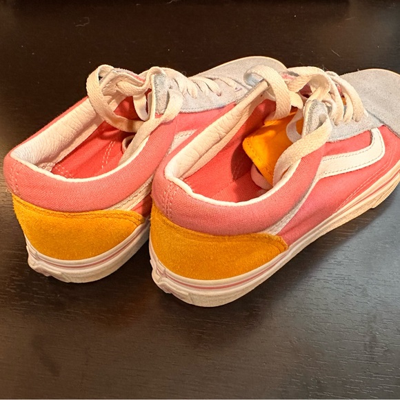 Girls vans size 2 - Picture 2 of 4